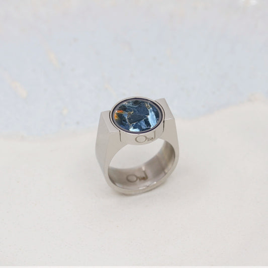 Eagle Eye Unisex Ring - Signet Style