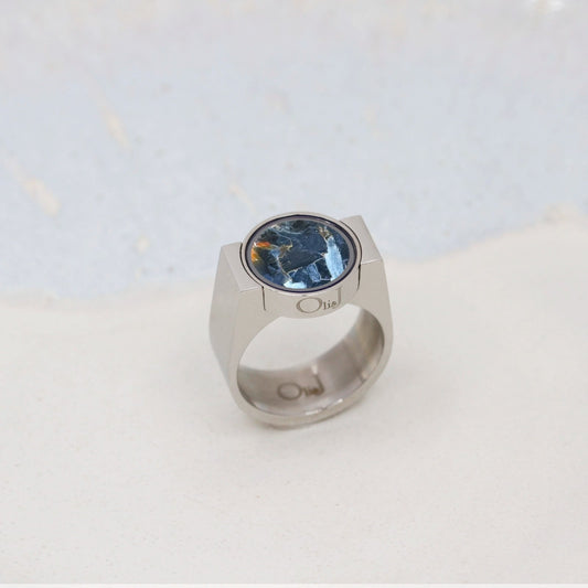 Eagle Eye Unisex Ring - Signet Style - | Oli&J