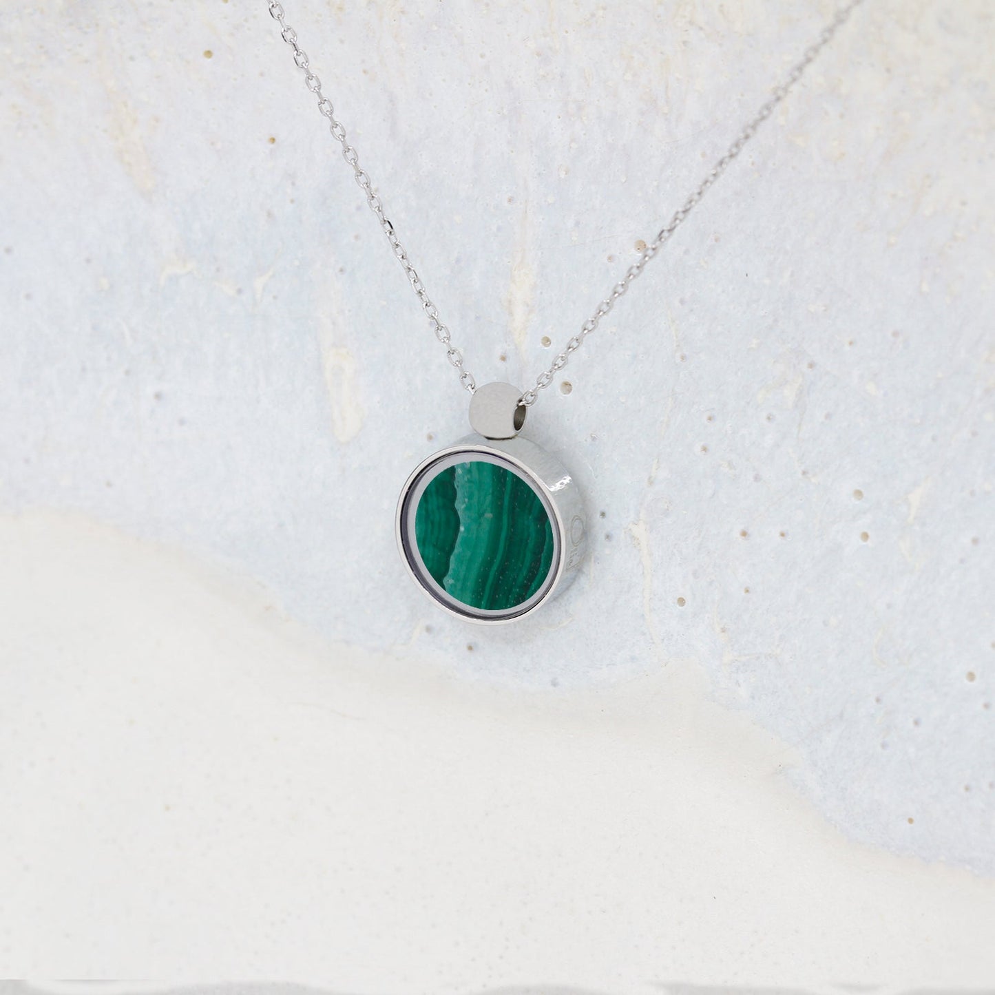 Malachite Necklace - Necklaces | Oli&J