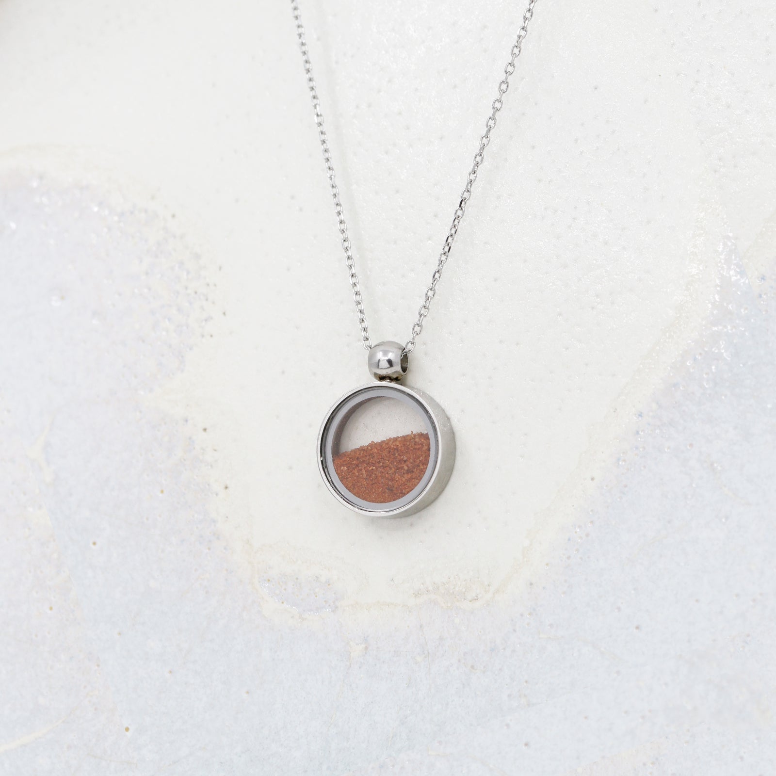 Red Desert Sand Necklace - Necklaces | Oli&J