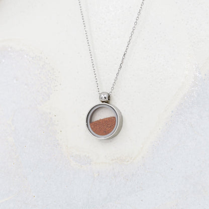 Red Desert Sand Necklace - Necklaces | Oli&J