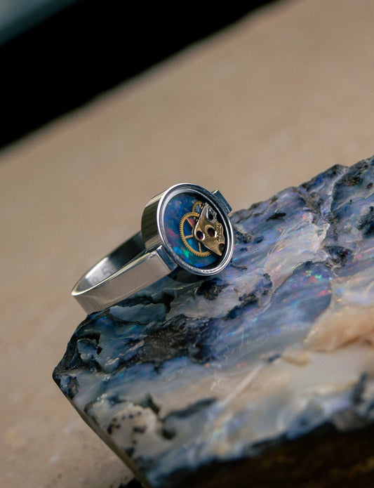 Testament of Time - Tudor Unisex Ring - | Oli&J