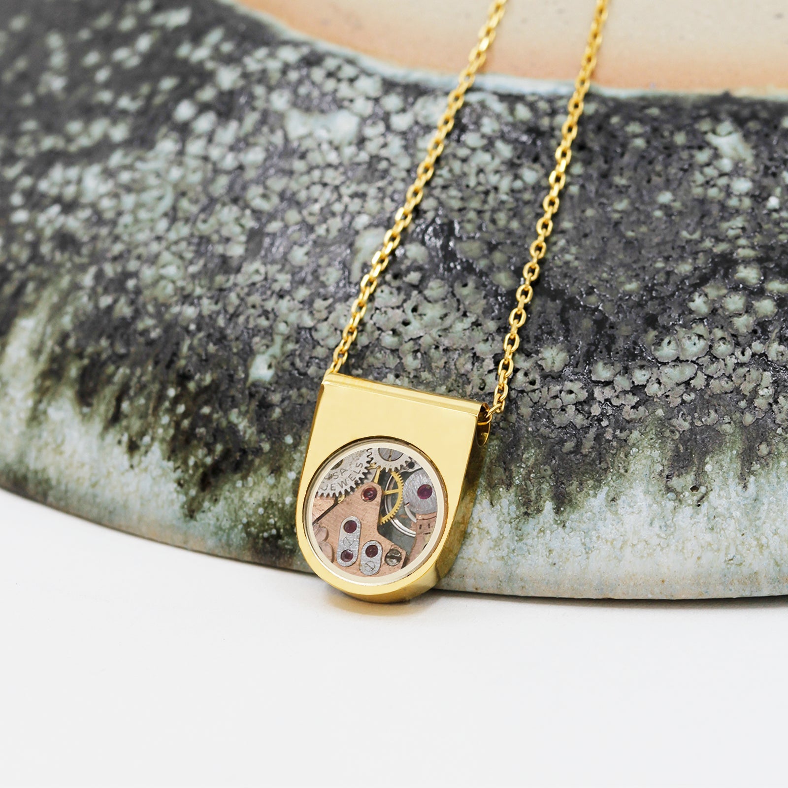 USA - Unisex Watch Parts Necklace - | Oli&J