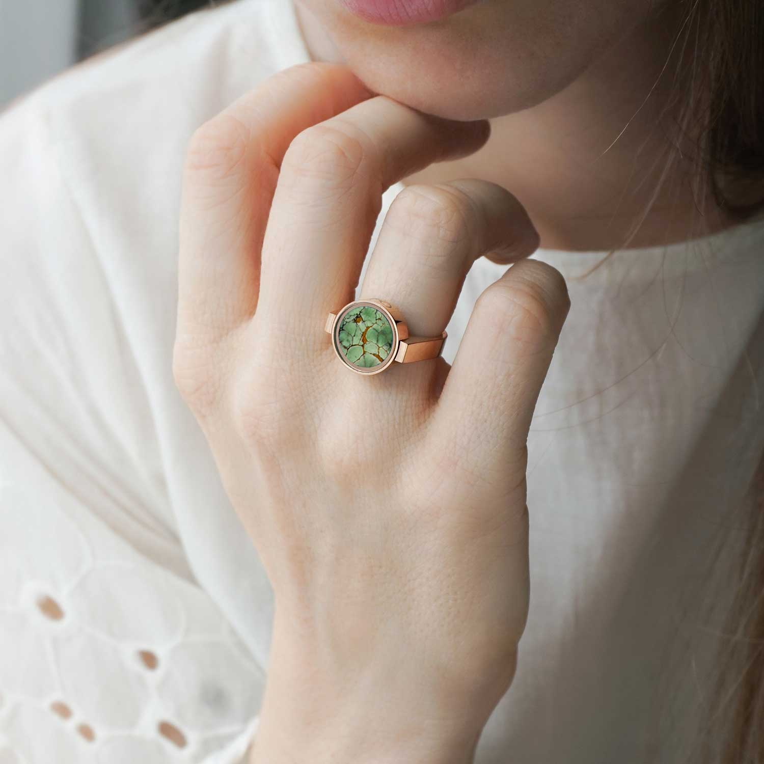 Unisex large variscite high quality cabochon ring